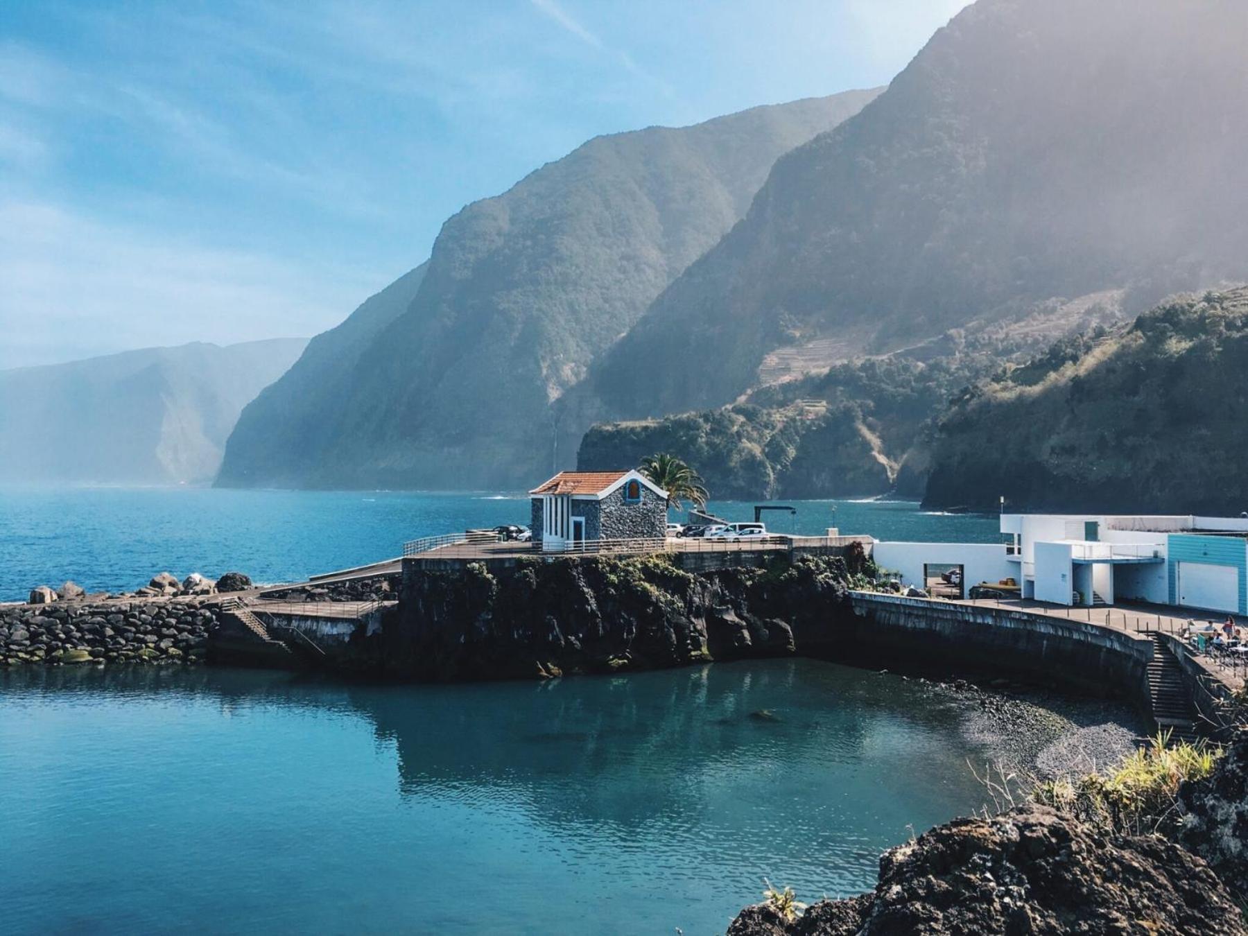 Blue By The Sea House * Paul do Mar (Madeira)